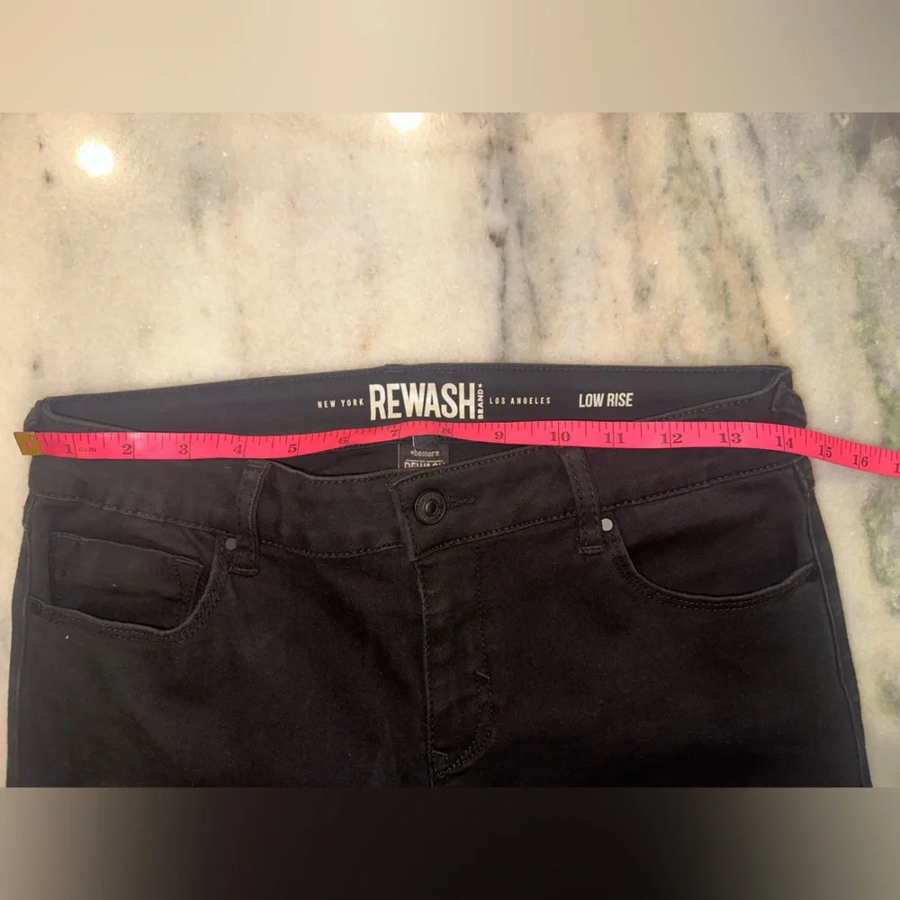 EUC Rewash Size 28 Women's Black Flare Jeans‎